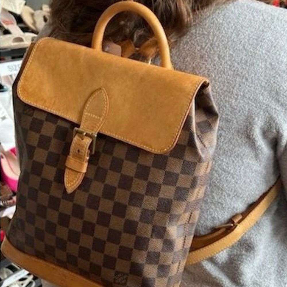 Louis Vuitton Limited Edition Soho Backpack - Picture 2 of 14